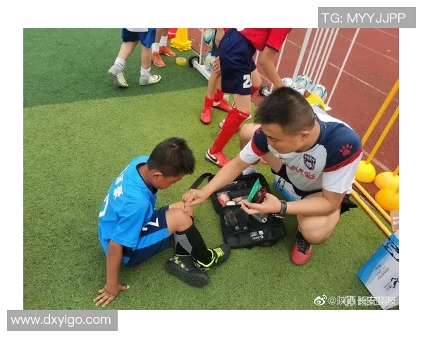 深圳篮球队在耐力排行榜中荣登第九名展现出色竞技状态与团队精神 深圳篮球队在耐力排行榜中荣登第九名展现出色竞技状态与团队精神