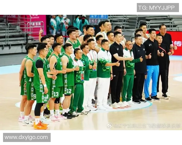 全运会回顾：武汉篮球队展现出色耐力与团队精神的精彩表现